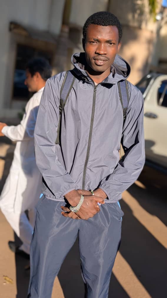 4tune bin Ahmed Waziri